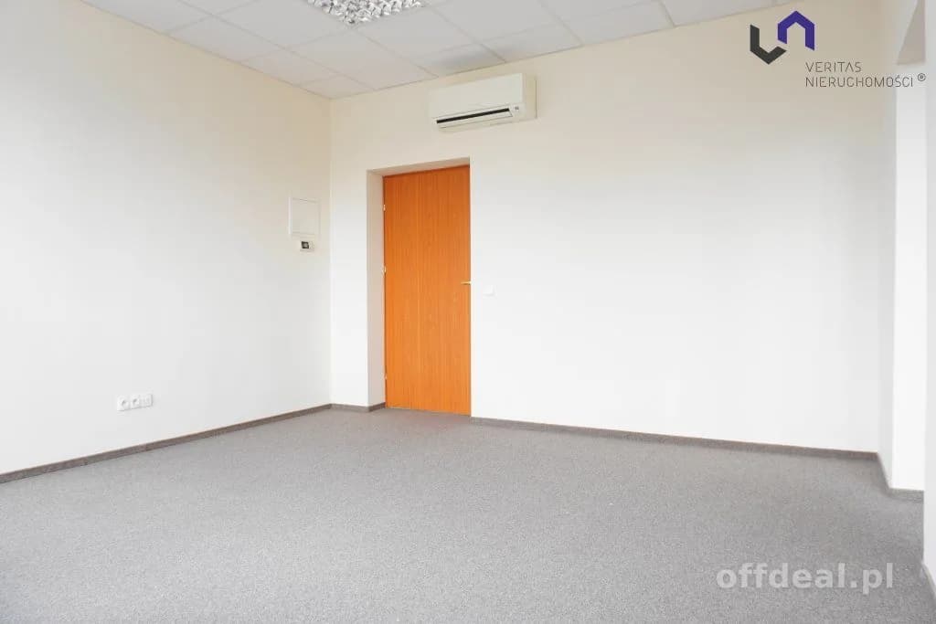 bien commercial à vendre à Katowice, Wieliczka, Koszutka | 3 010,24 m²