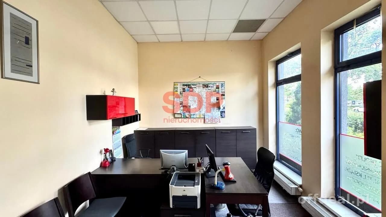комерційна нерухомість в оренду у Wrocław, Psie Pole, Karłowice | 33,6 m²