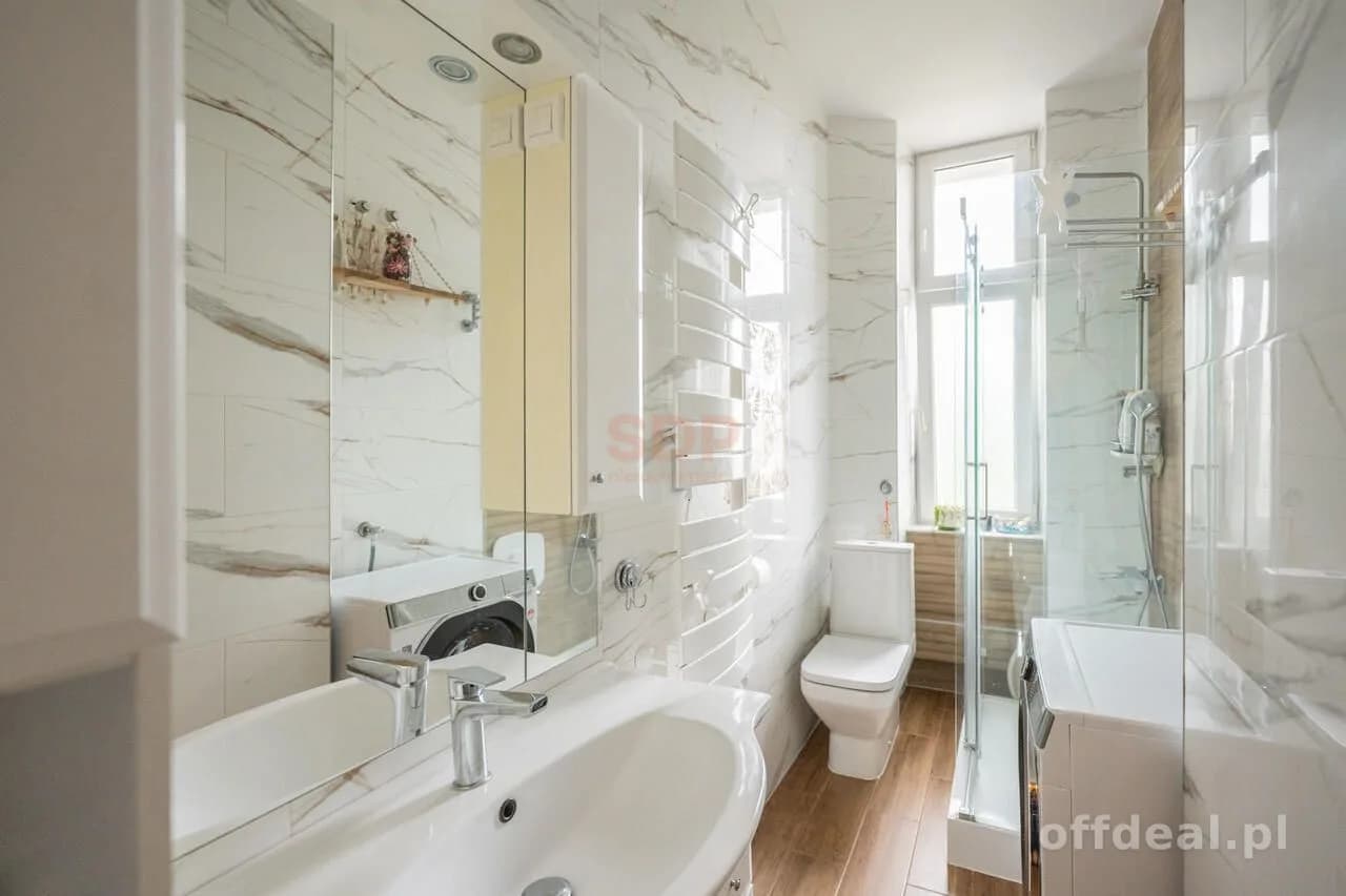4 pokoje w odrestaurowanej kamienicy | 93 m2 | Huby
