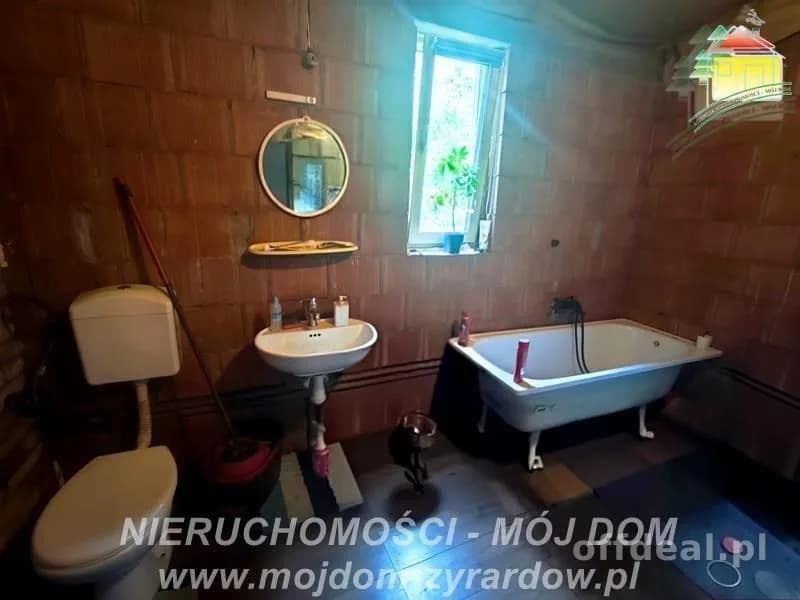 Parterowy dom na ładnej działce Adamów Wieś.