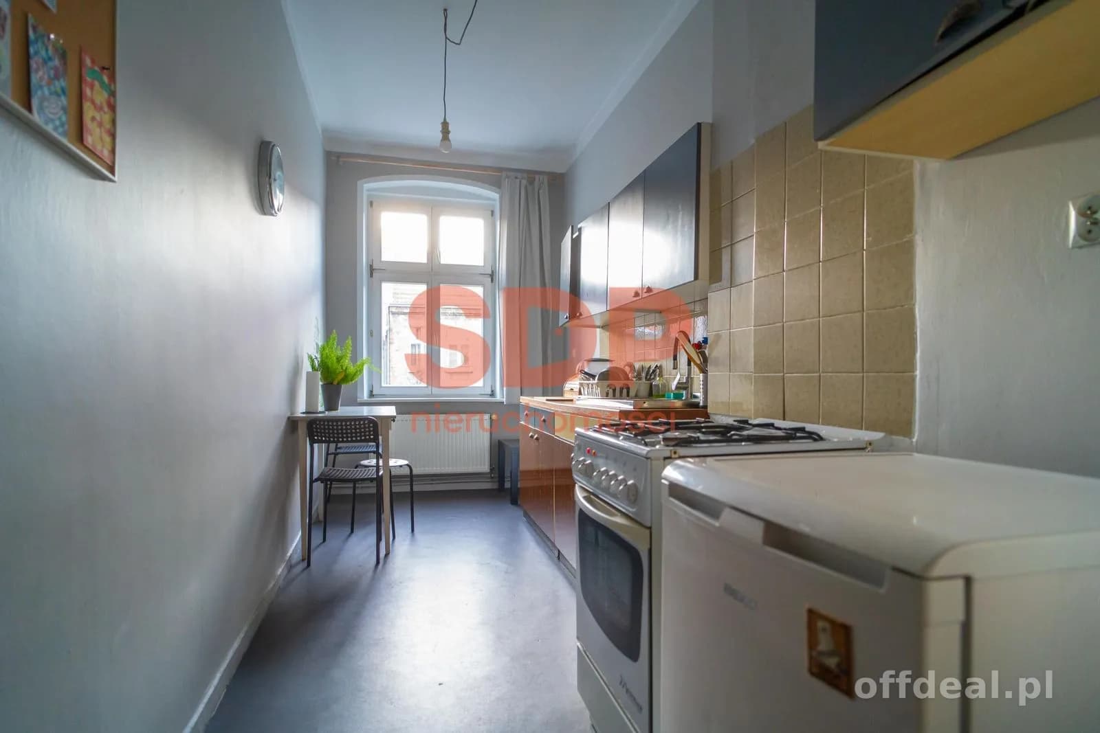 2 rozkładowe pokoje w centrum | oddzielna kuchnia
