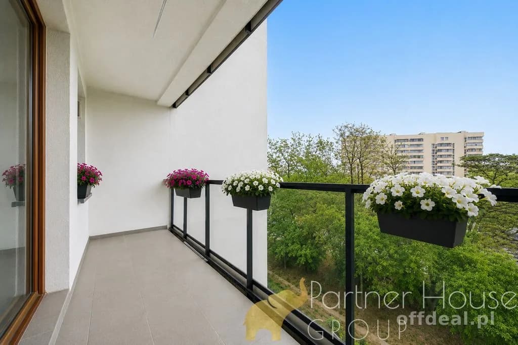 51 m² | Garaż | Metro | Ochrona