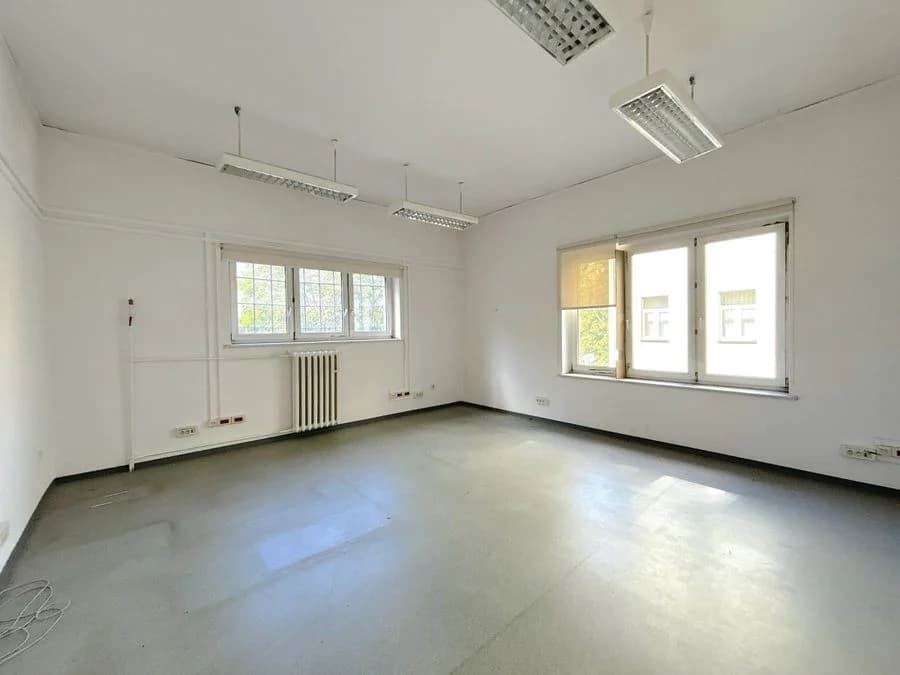 Kamienica - Podwale - 1700m2 - Wynajem !
