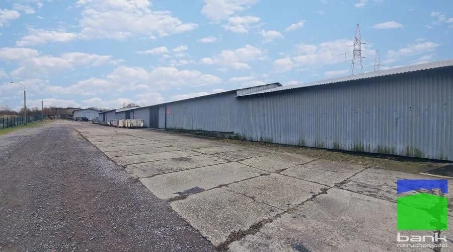 Pabianice - magazyn 580 m2 na parterze