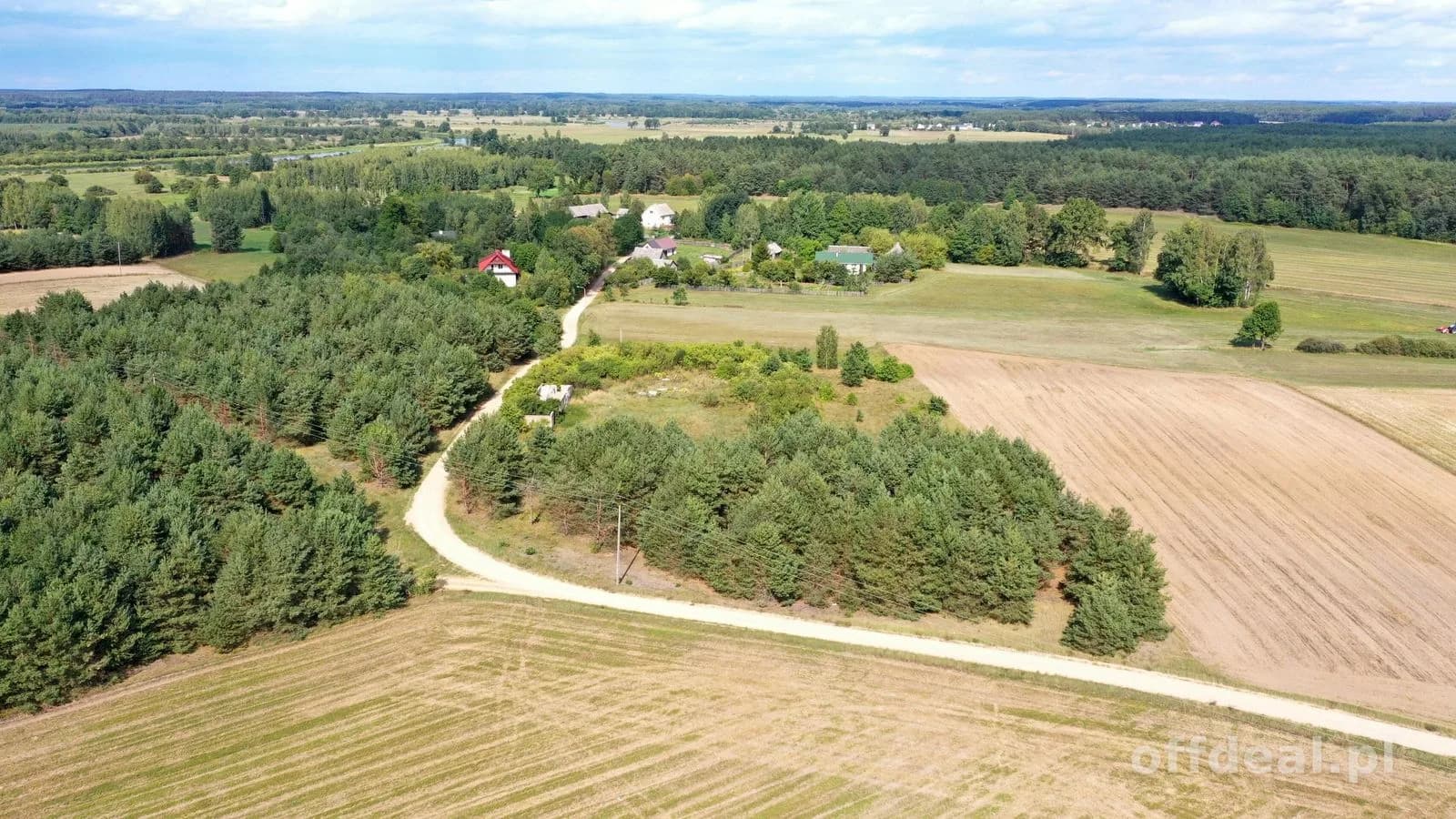 plot for sale in Osetno | 155,774 m²