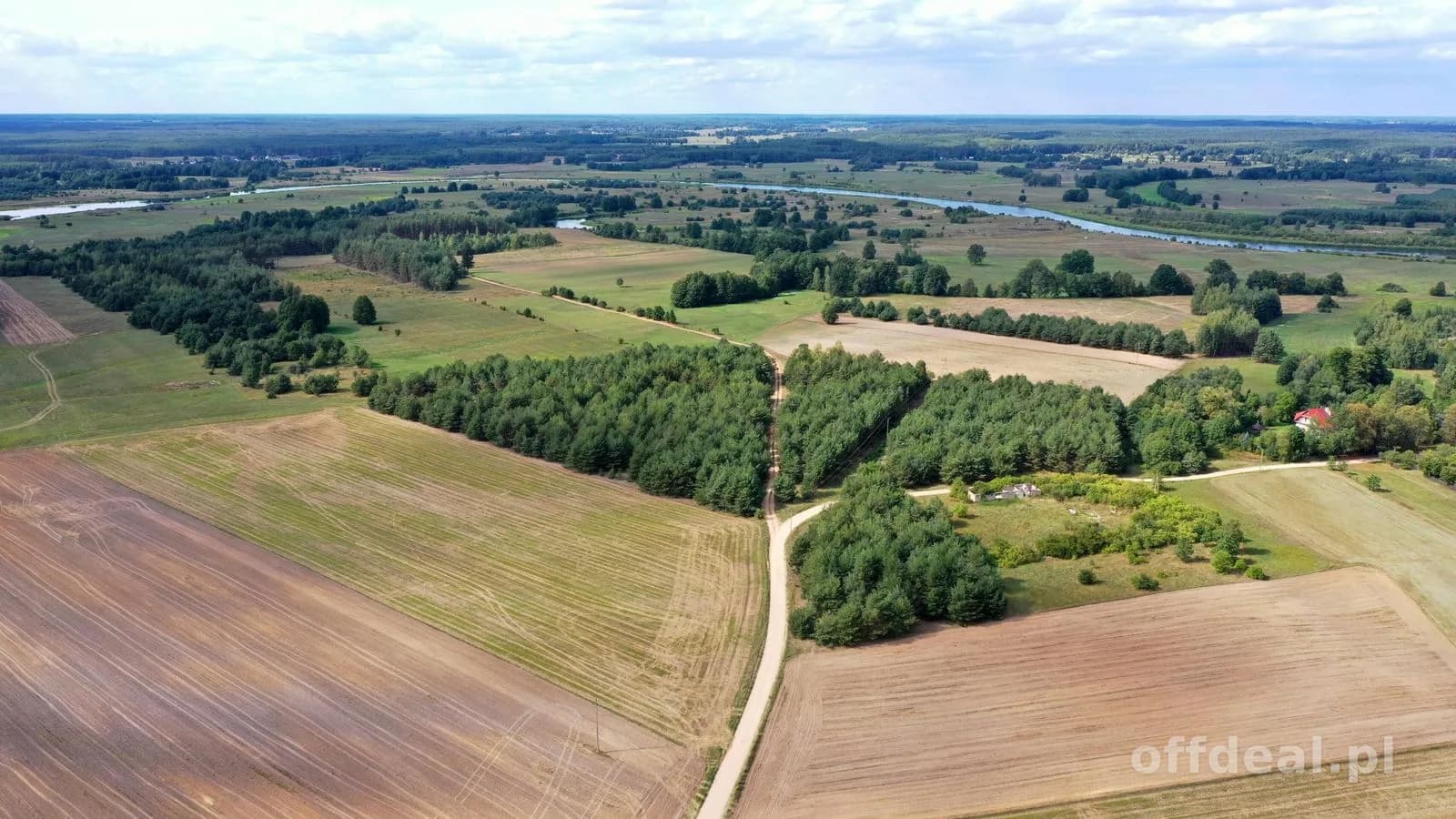 plot for sale in Osetno | 155,774 m²
