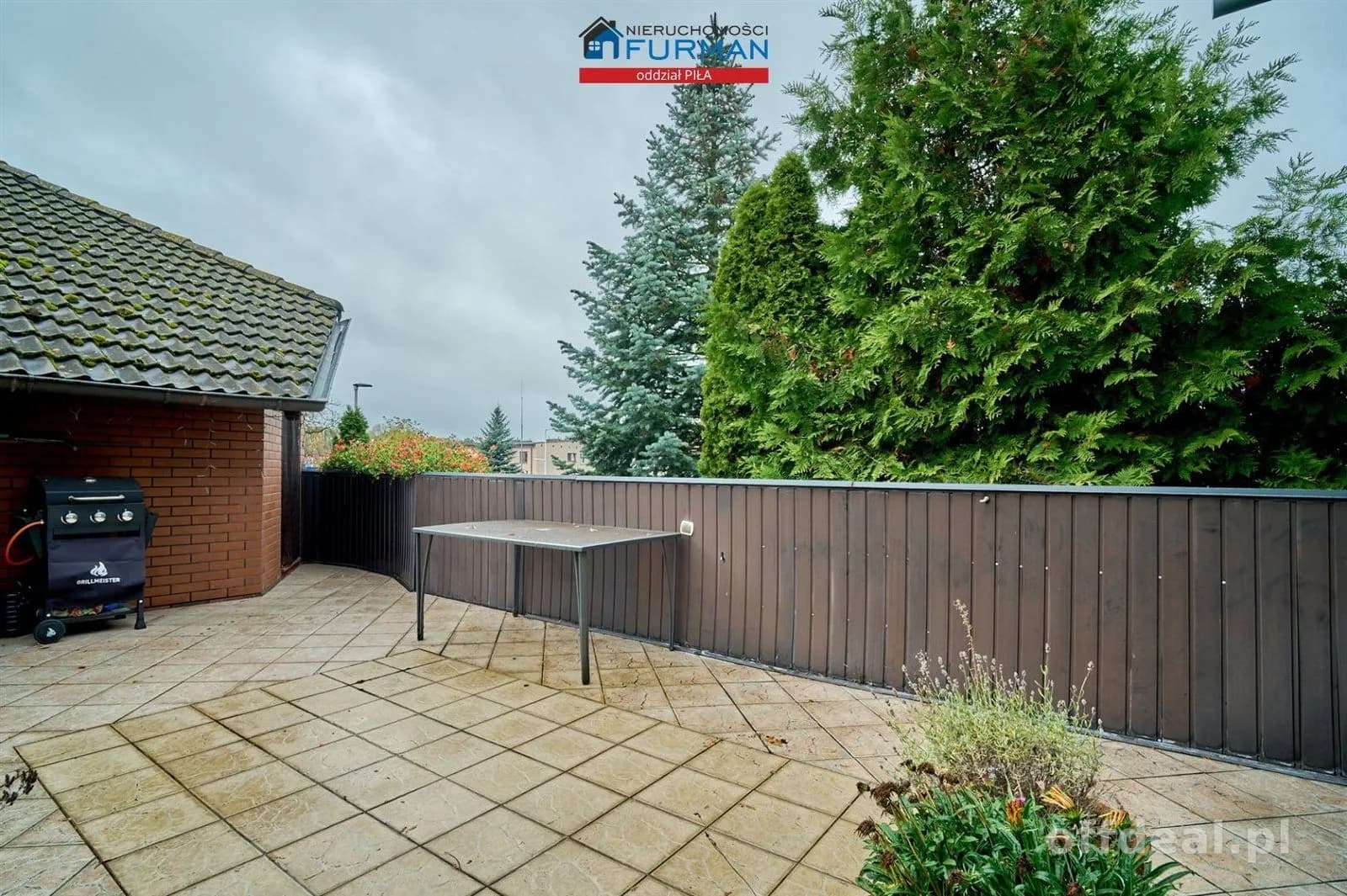 bien commercial à vendre à Złotów | 578,58 m²