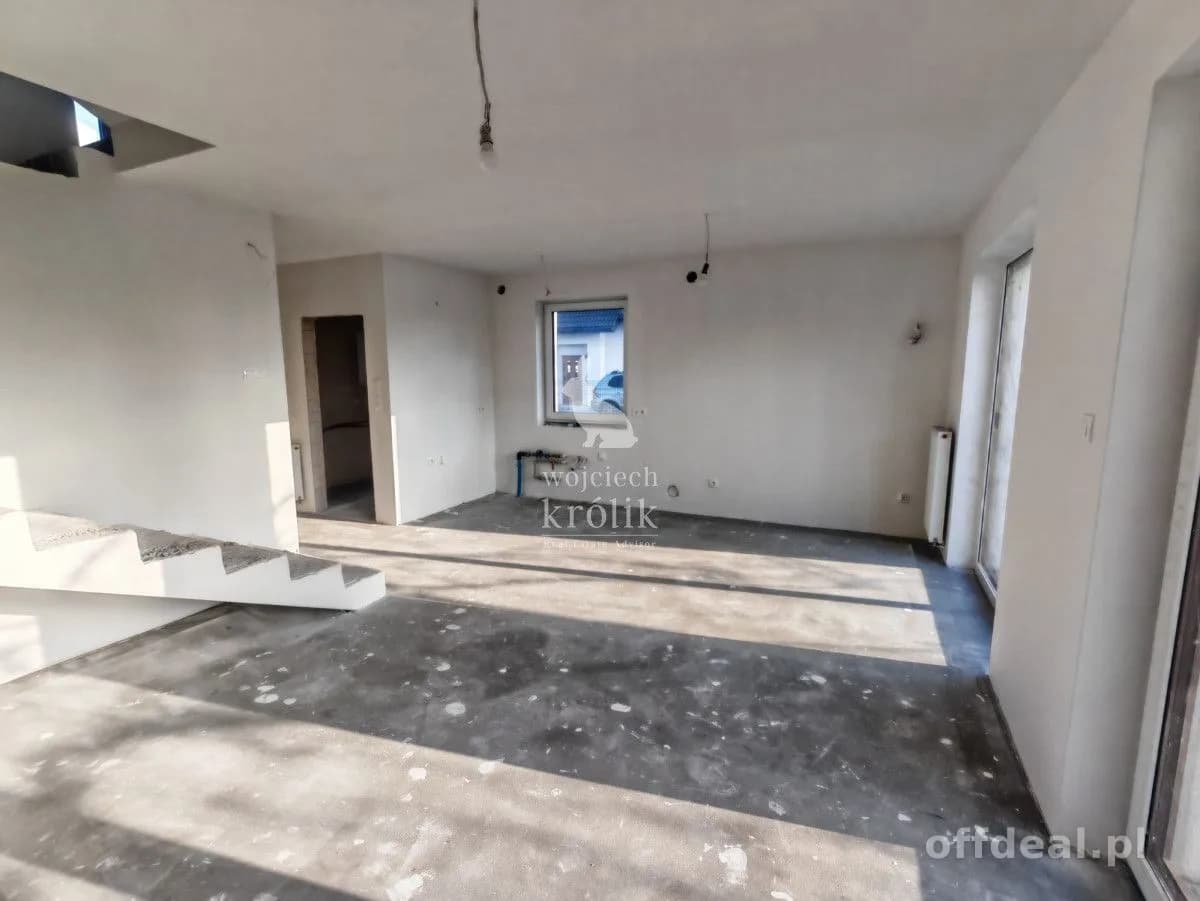 будинок на продаж у Tłuszcz | 5-кімн. | 174,18 m²