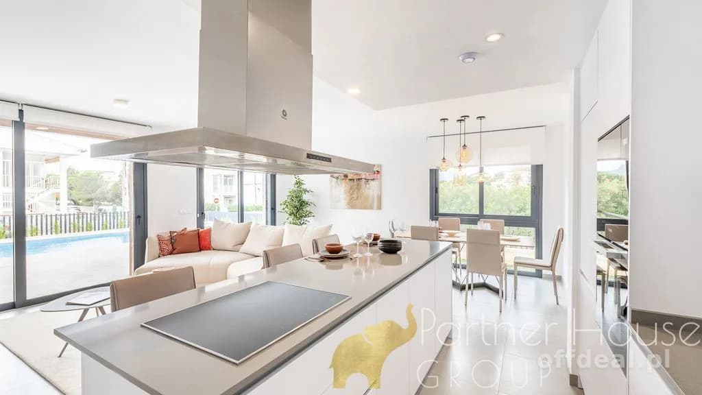 maison à vendre à Majorka, Baleary, Hiszpania | 4 pièces | 232 m²
