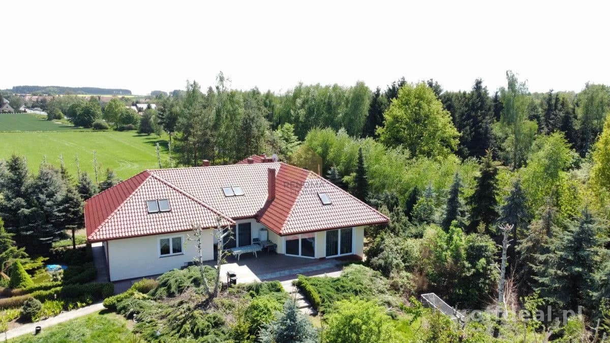 Posiadłość 400m2 - działka 3800 m2- blisko miasta