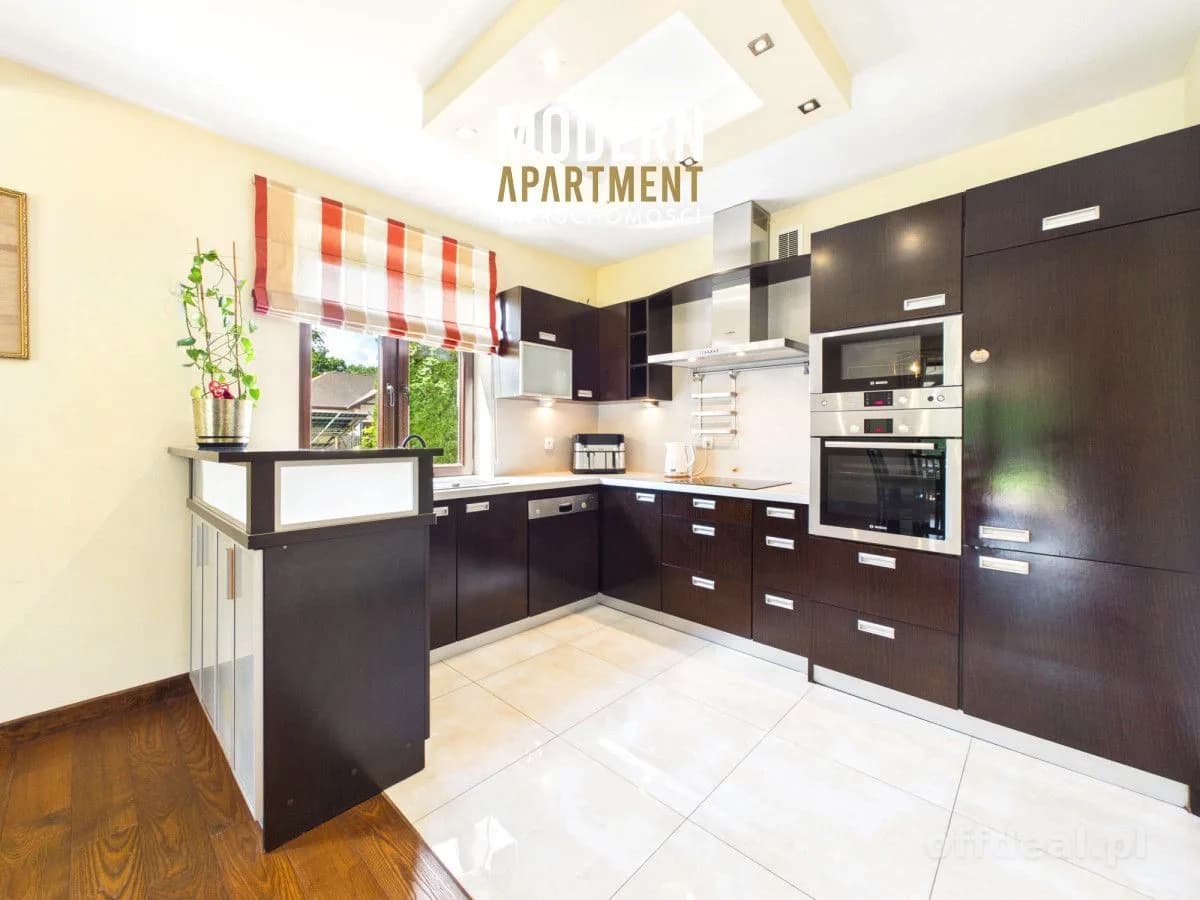5-Zimmer Haus zum Verkauf in Milanówek | 160 m²