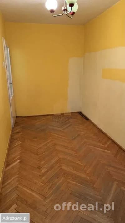 3 pokojowe mieszkanie do remontu