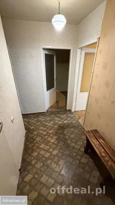 3 pokojowe mieszkanie do remontu