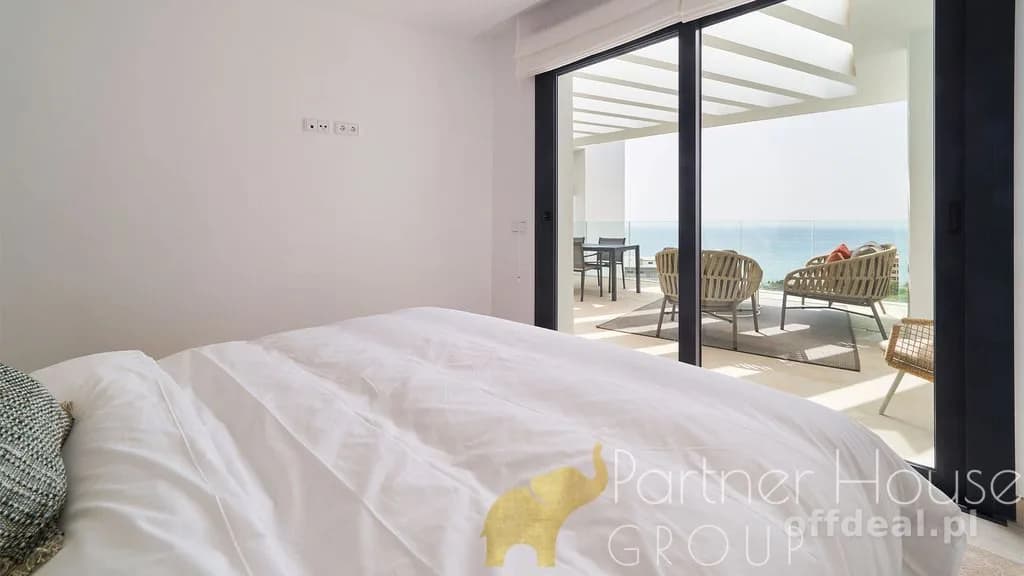 Penthouse z widokiem na morze w El Higueron