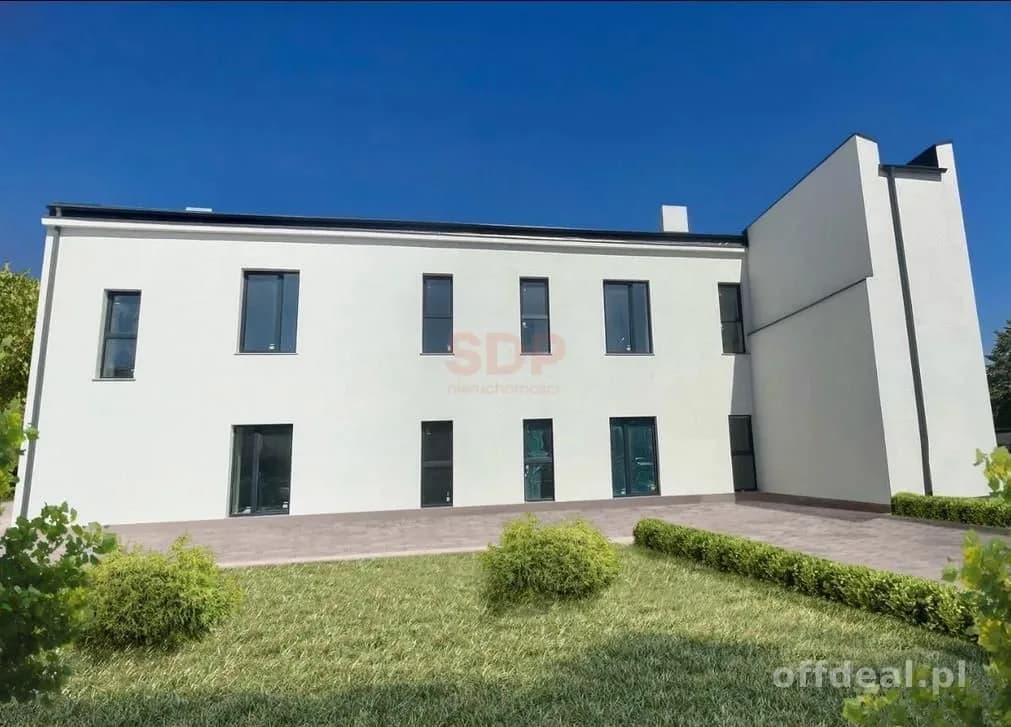 Gewerbeimmobilie zum Verkauf in Dzierżoniów | 722,28 m²