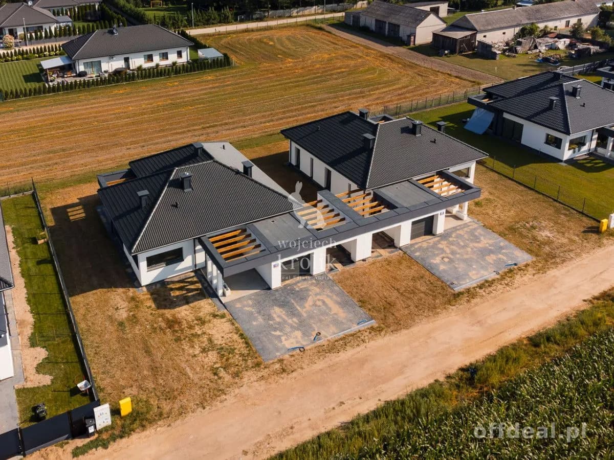 4-room house for sale in Marynino | 139.85 m²