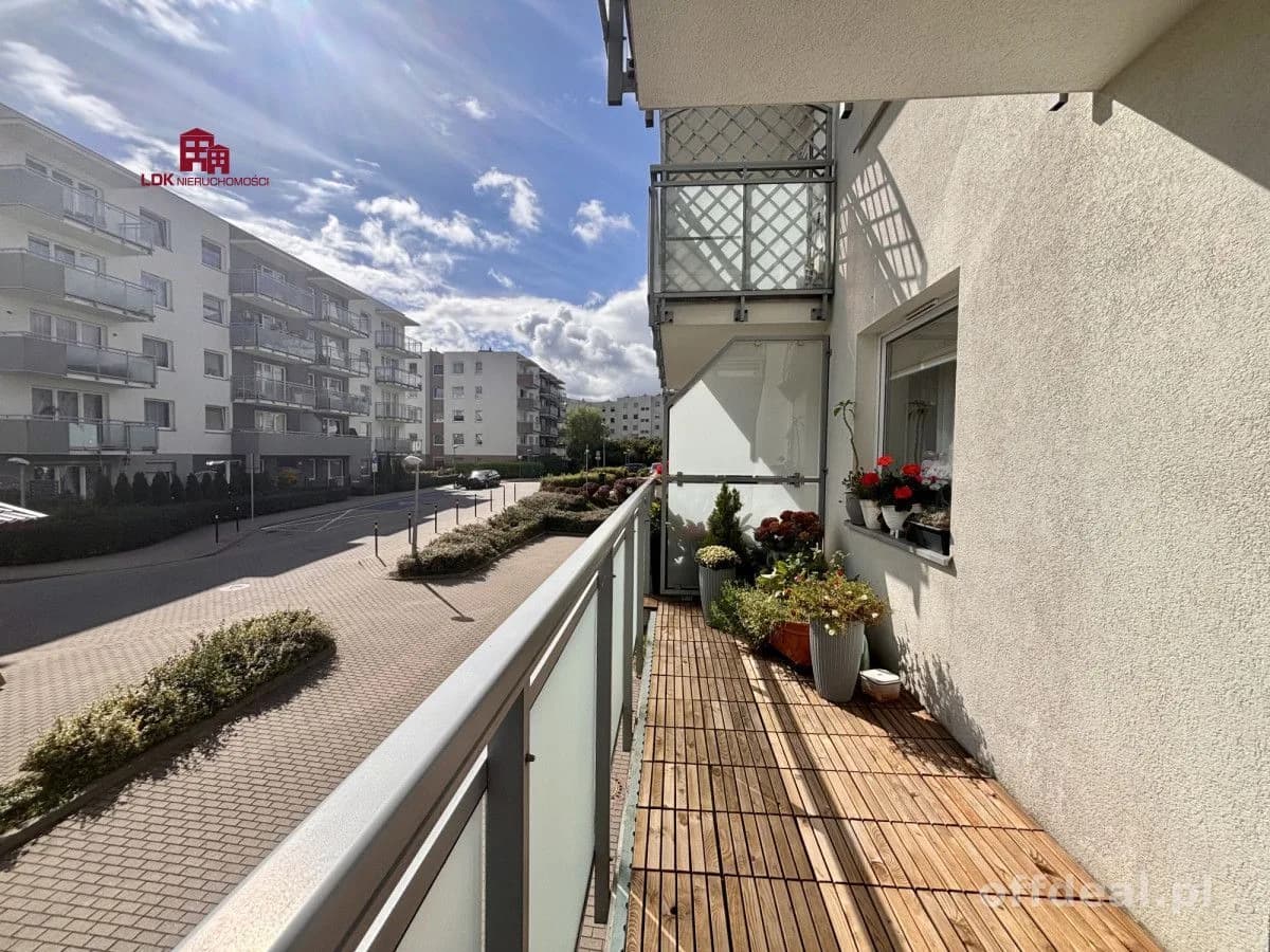 Eleganckie 3 pokoje po remoncie balkon 11m2