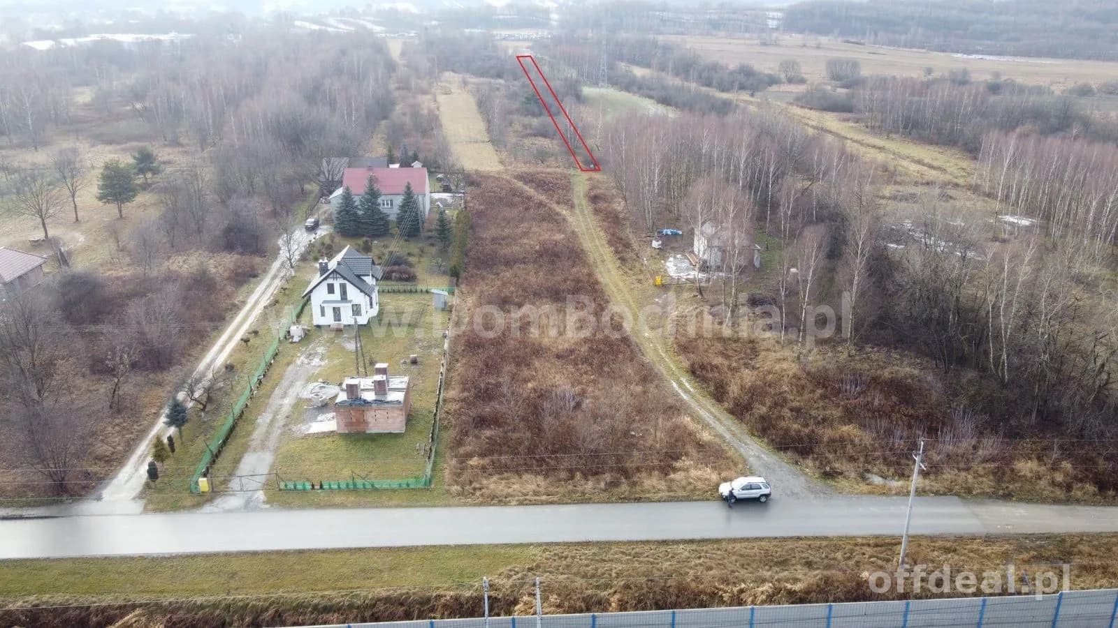 Krzeczów 32ary wąska budowlana działka