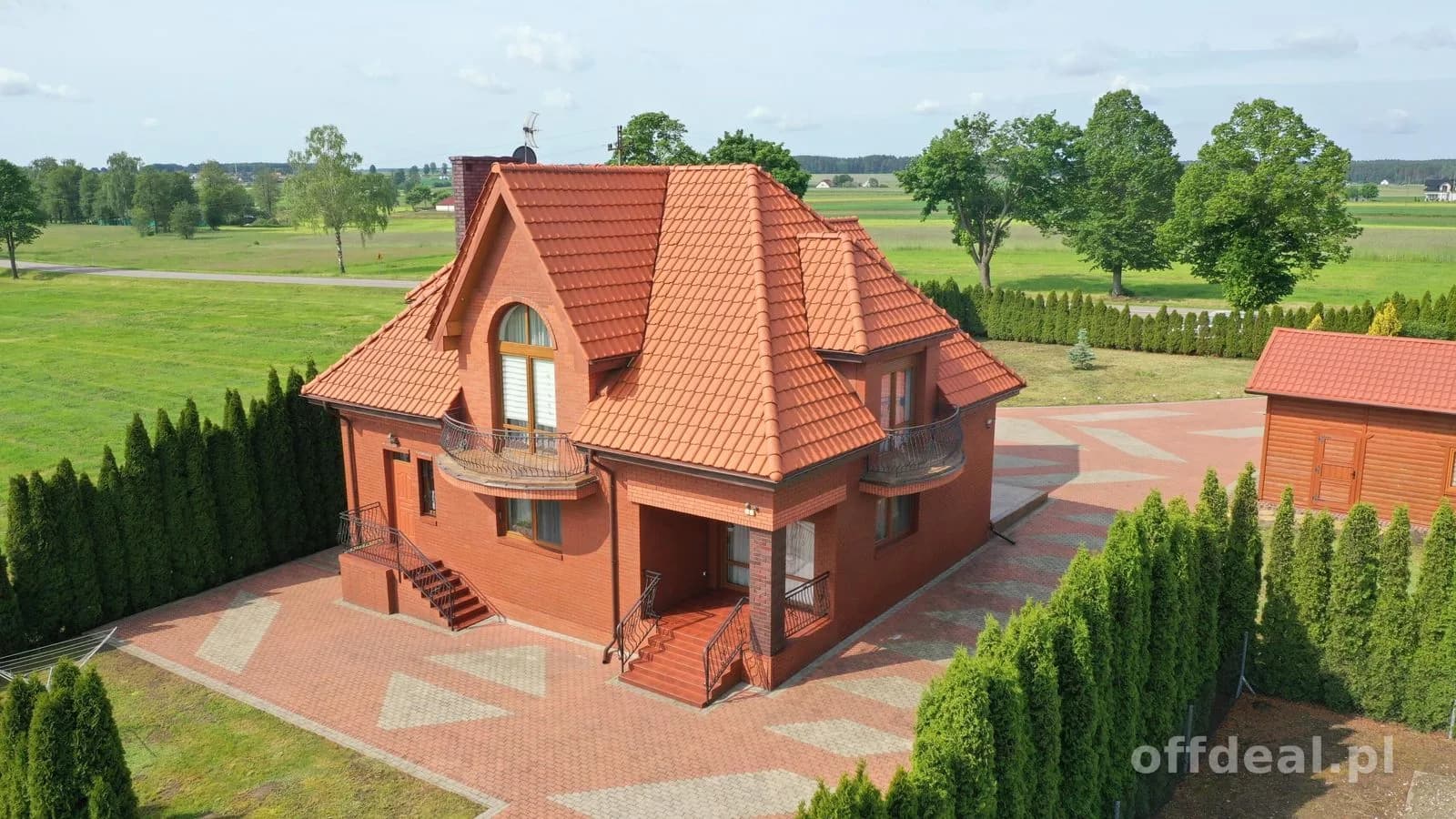 Urokliwy dom gotowy do zamieszkania