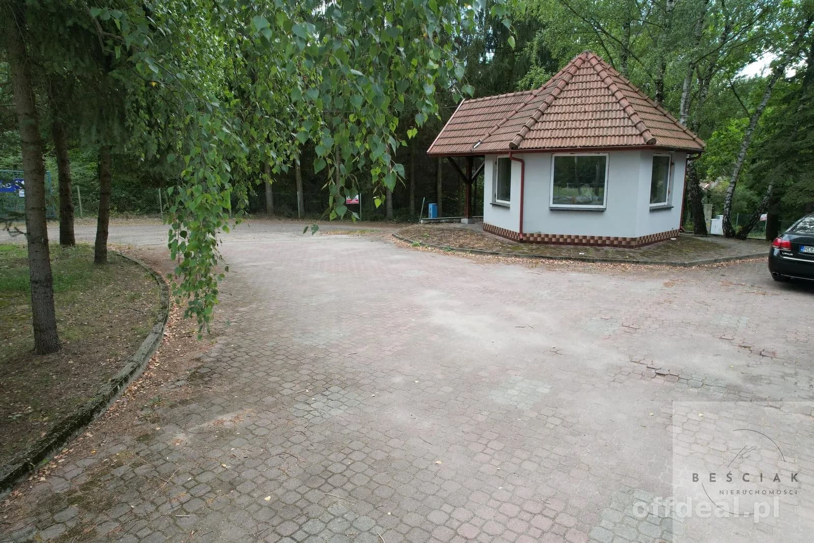 Kompleks produkcyjno-biurowy, Machowa
