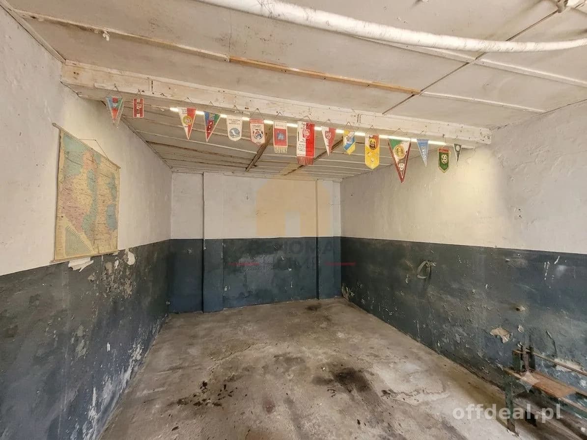 Na wynajem pojedyncze boksy| Duży plac