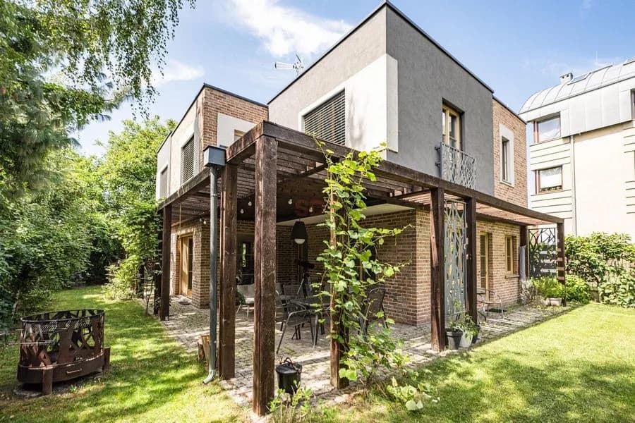 5-Zimmer Haus zum Verkauf in Wrocław, Krzyki, Partynice | 180 m²