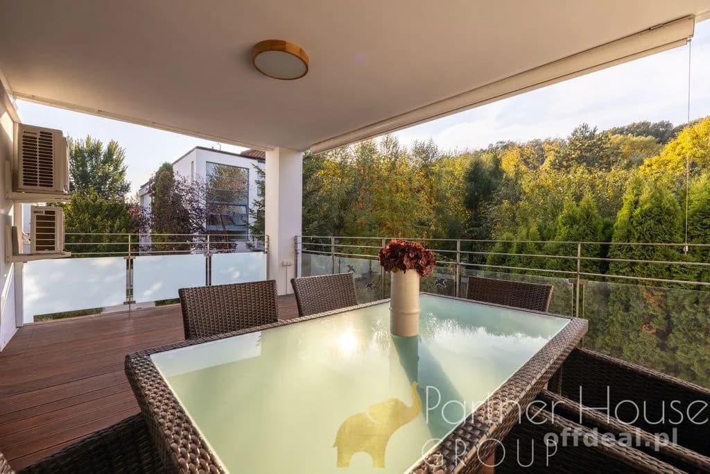 Przestronny apartament z tarasem | Syta | Odnowione