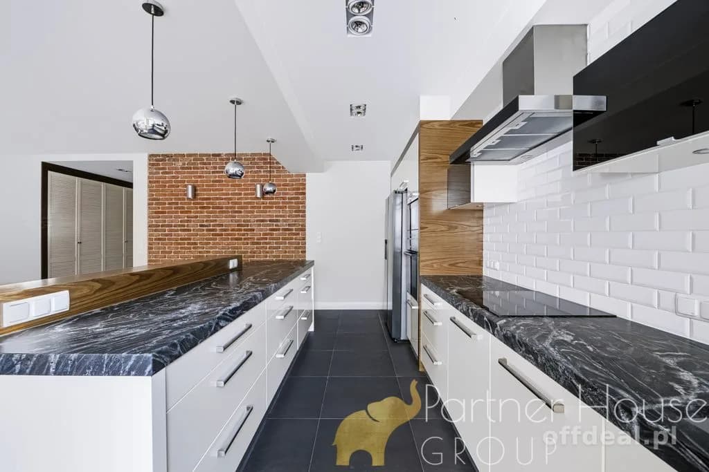 Przestronny apartament z tarasem | Syta | Odnowione