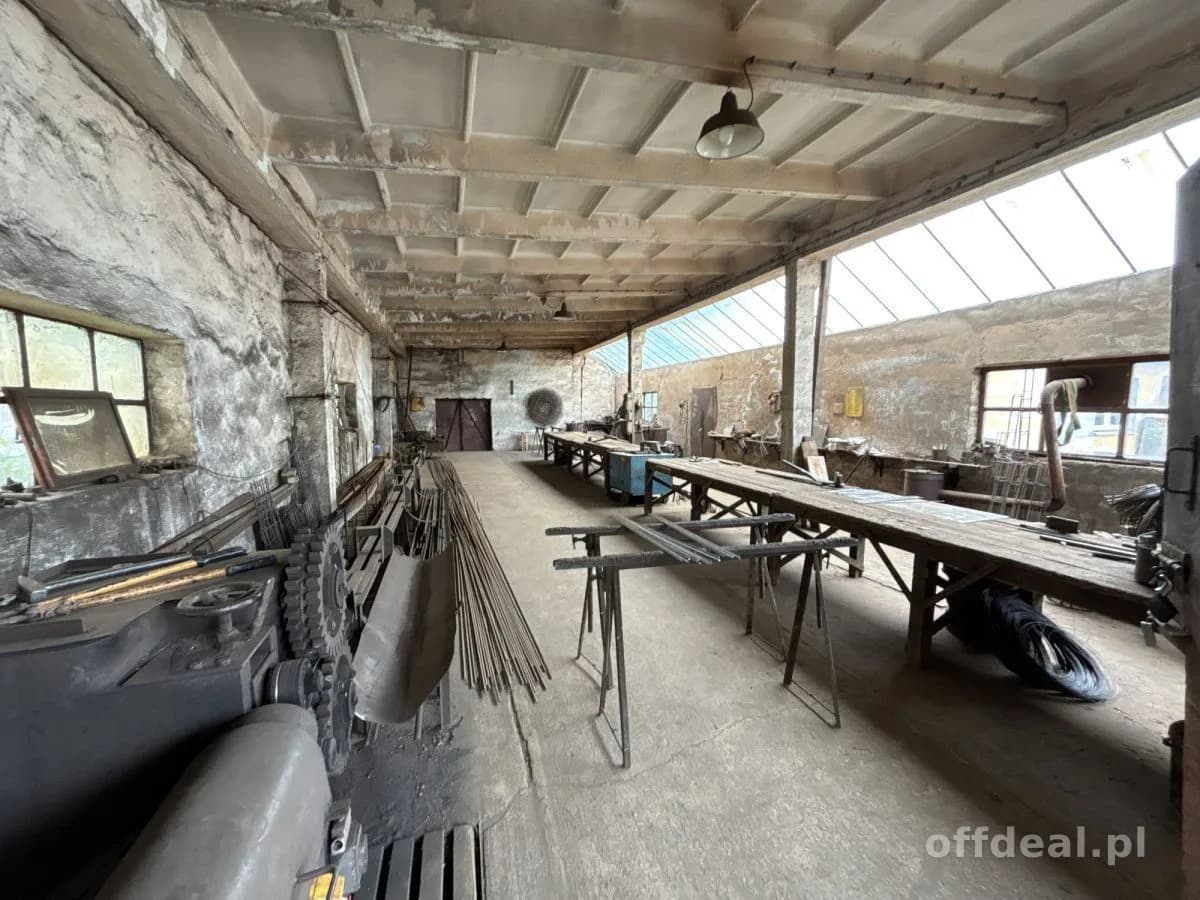 12-room commercial property for sale in Lubań | 835 m²