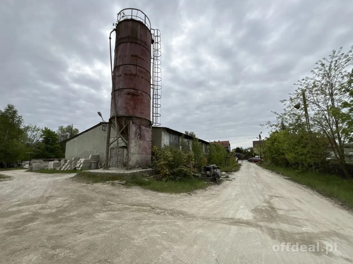 12-room commercial property for sale in Lubań | 835 m²