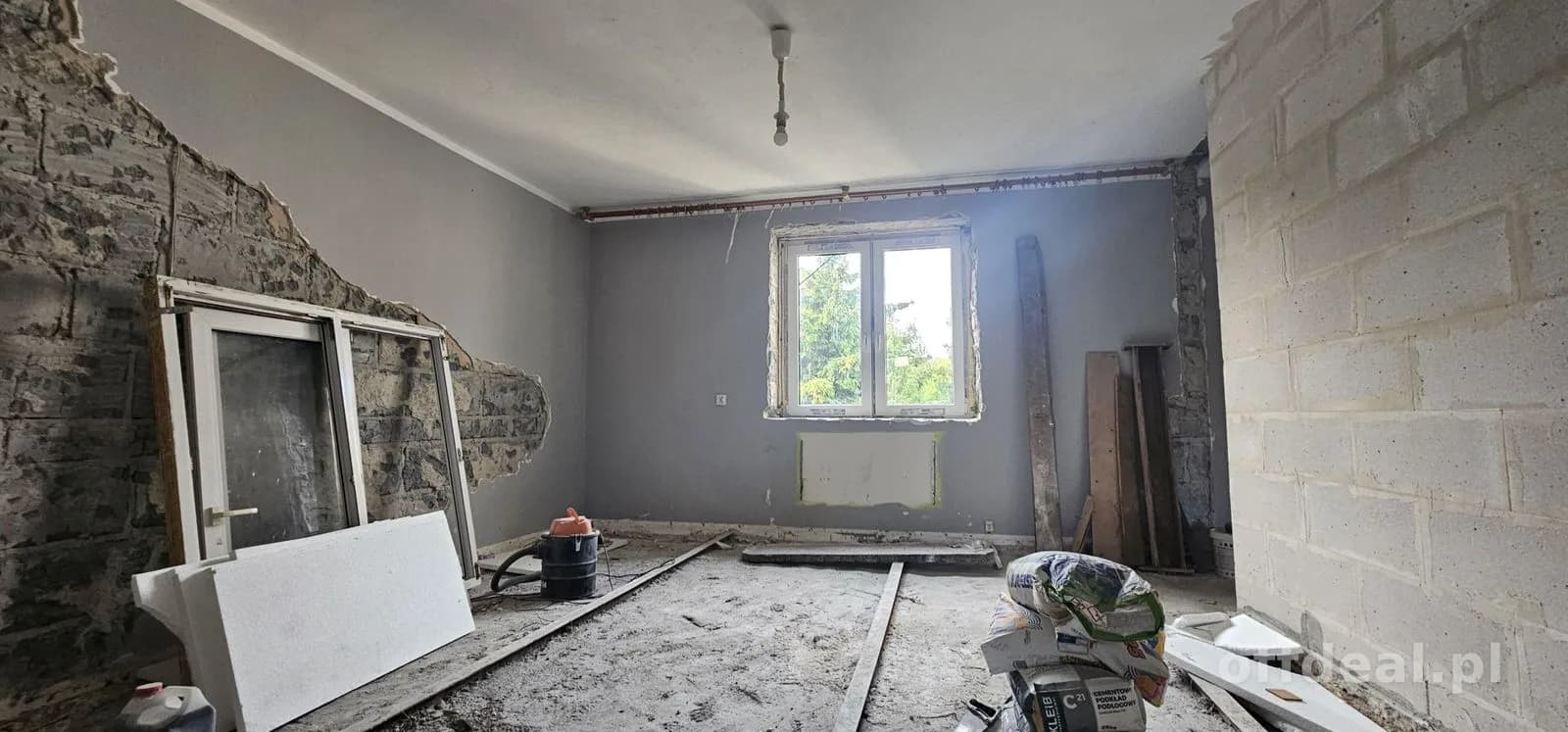 Dom z ogromnym potencjałem,9km od miasta, zielona kraina