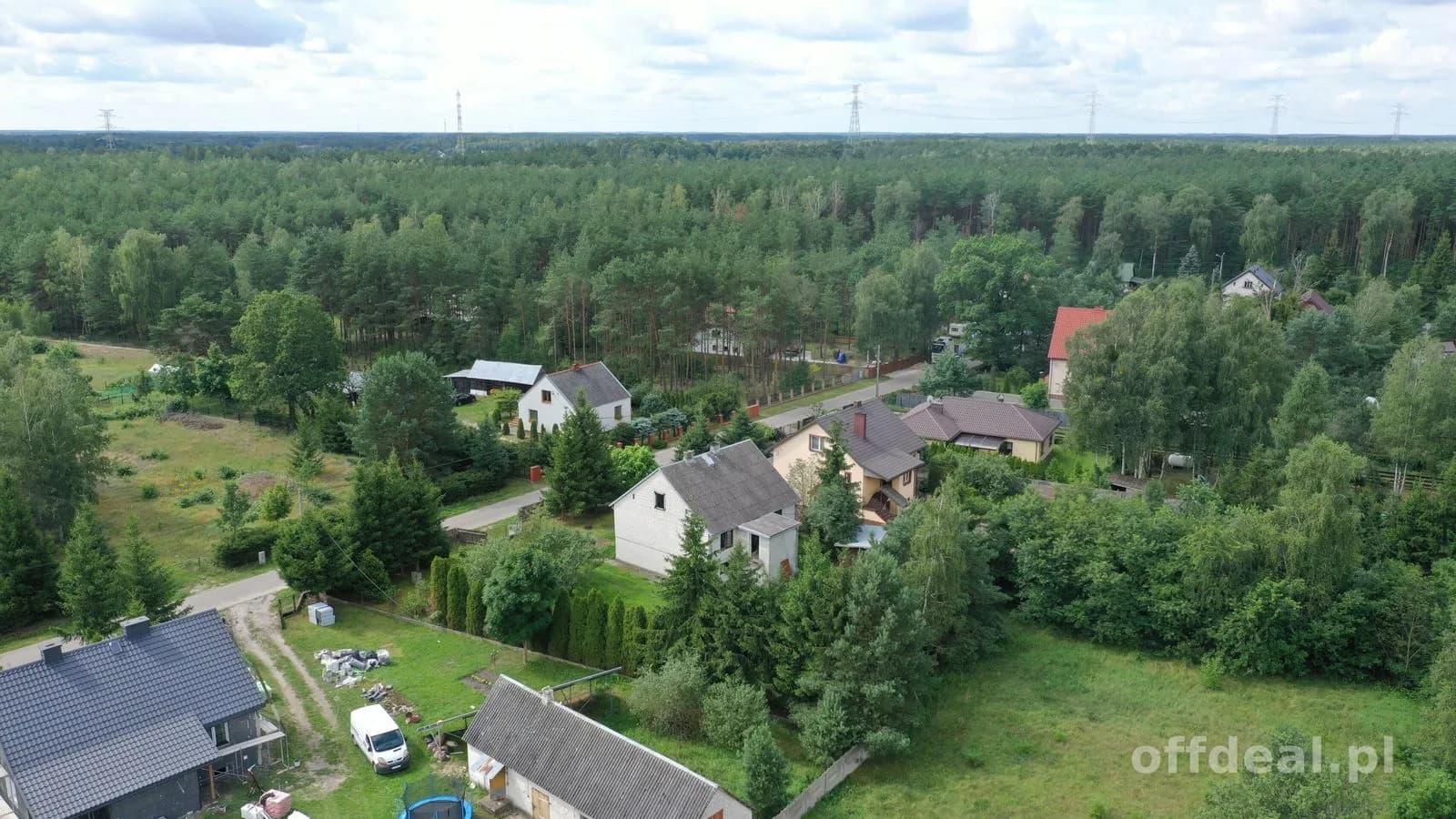 Dom z ogromnym potencjałem,9km od miasta, zielona kraina