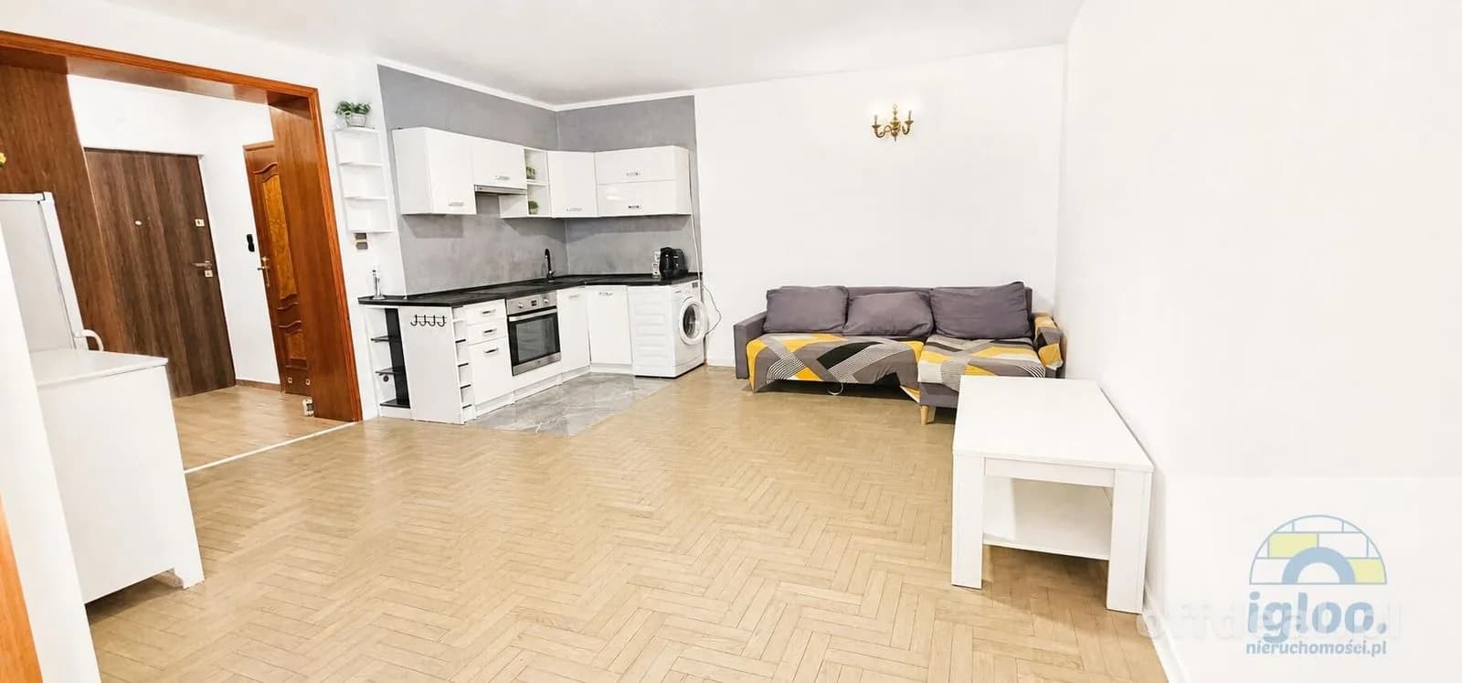 Mieszkanie 2 pokoje z balkonem w sercu miasta, winda