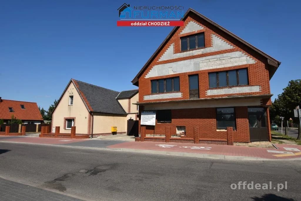 bien commercial à vendre à Chodzież | 691 m²