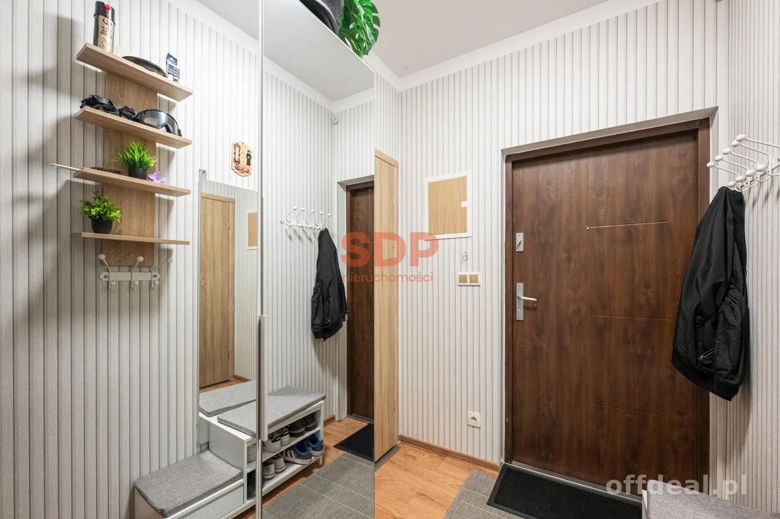 Mieszkanie w szeregu w cichej okolicy | Ogródek | 2 miejsca postojowe