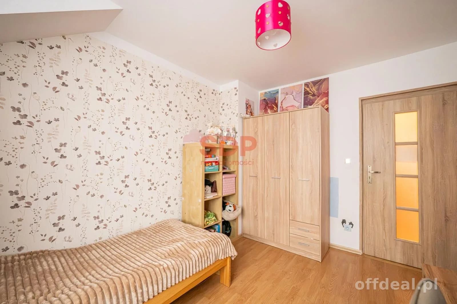 Mieszkanie w szeregu w cichej okolicy | Ogródek | 2 miejsca postojowe