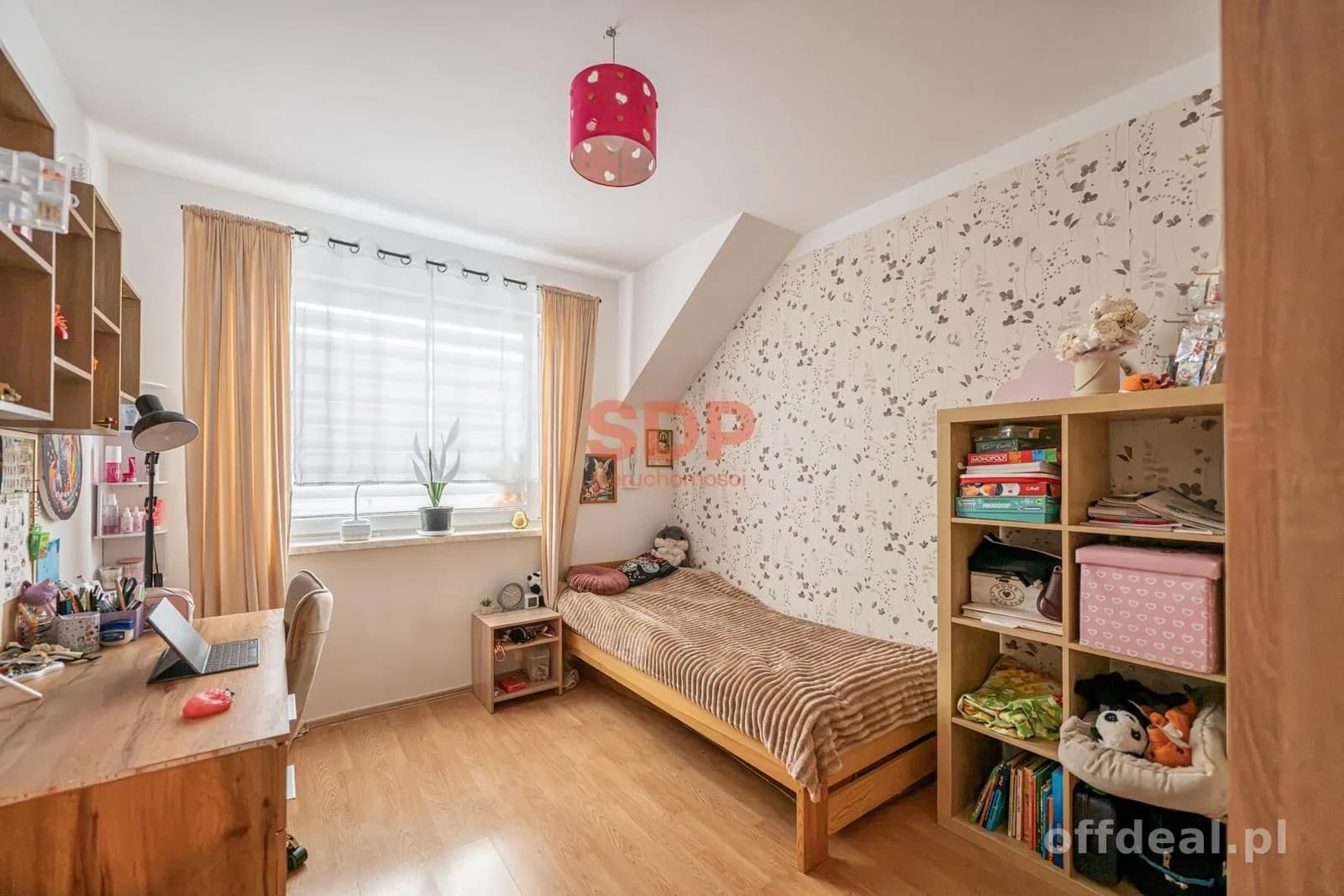 Mieszkanie w szeregu w cichej okolicy | Ogródek | 2 miejsca postojowe