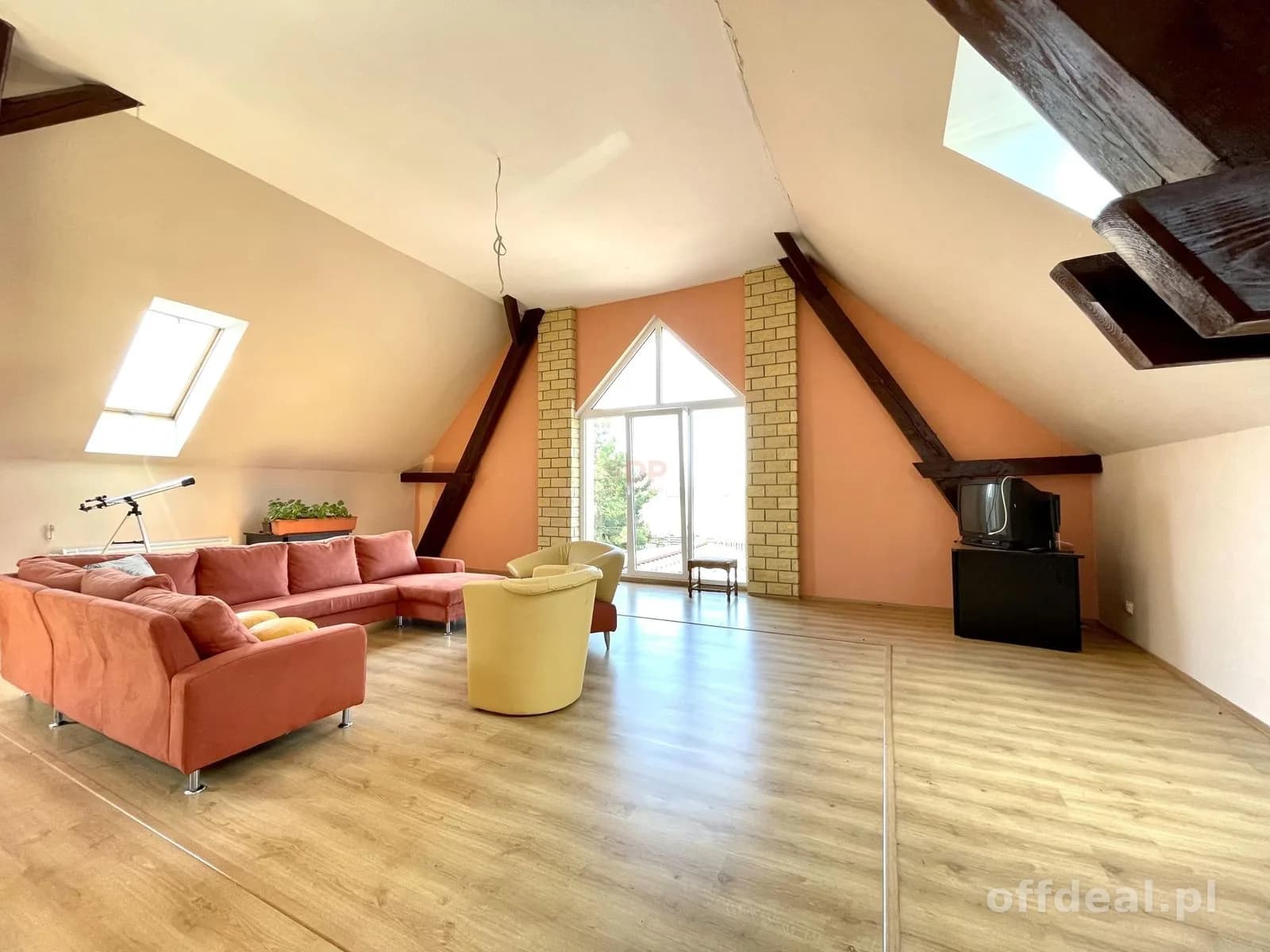 будинок на продаж у Lubiel | 7-кімн. | 450 m²