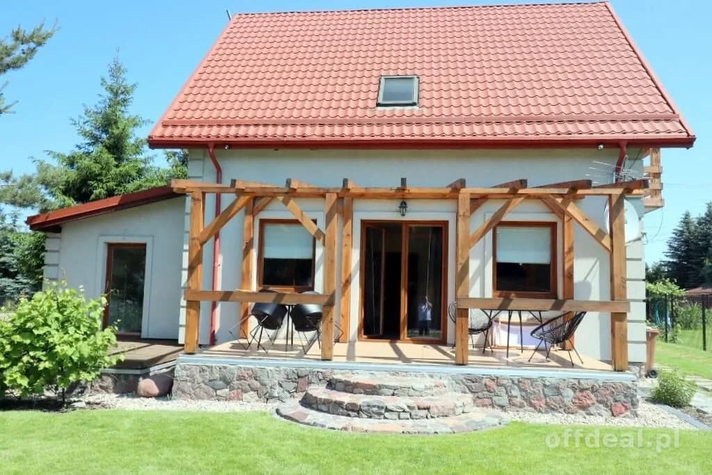 Atrakcyjny dom w Rydzewie, gm. Miłki – nad jeziorem Niegocin!