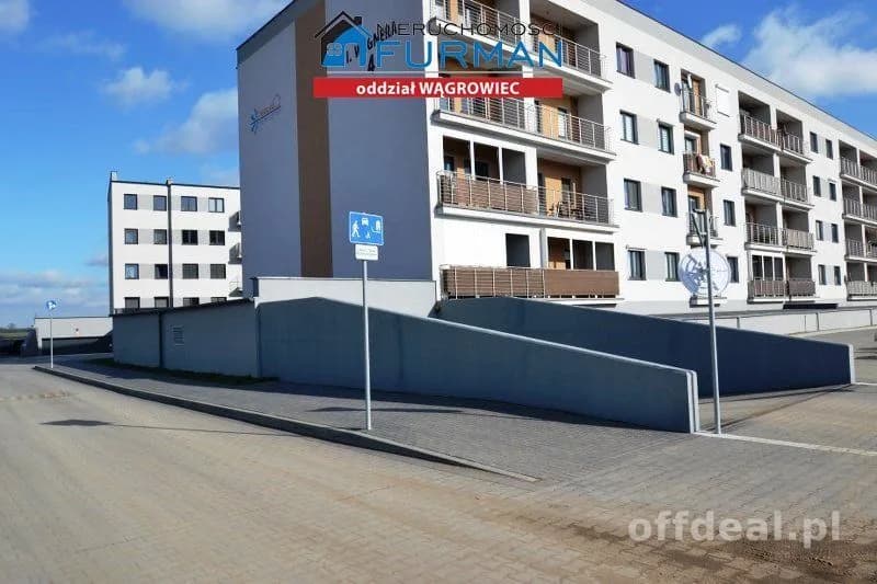 GARAŻ NA SPRZEDAŻ WĄGROWIEC