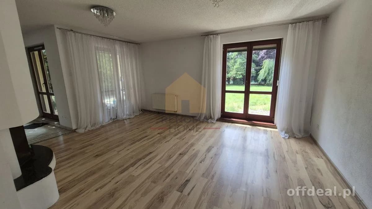 Dom wolnostojący 160 m2, Duża działka 1000 m2