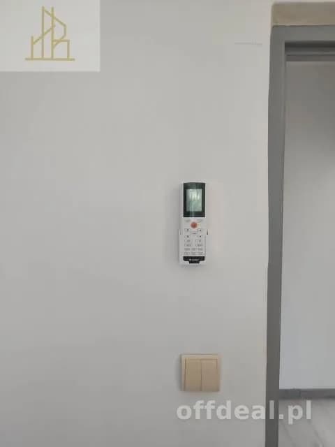 bien commercial à louer à Warszawa, Kawęczyn | 178,38 m²