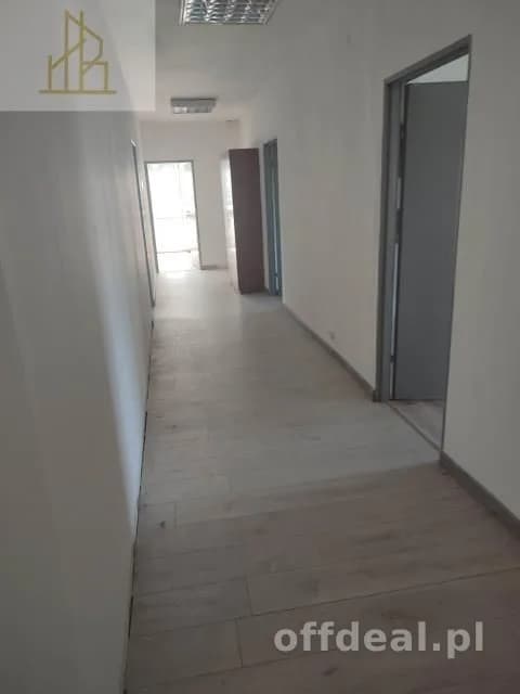 bien commercial à louer à Warszawa, Kawęczyn | 178,38 m²
