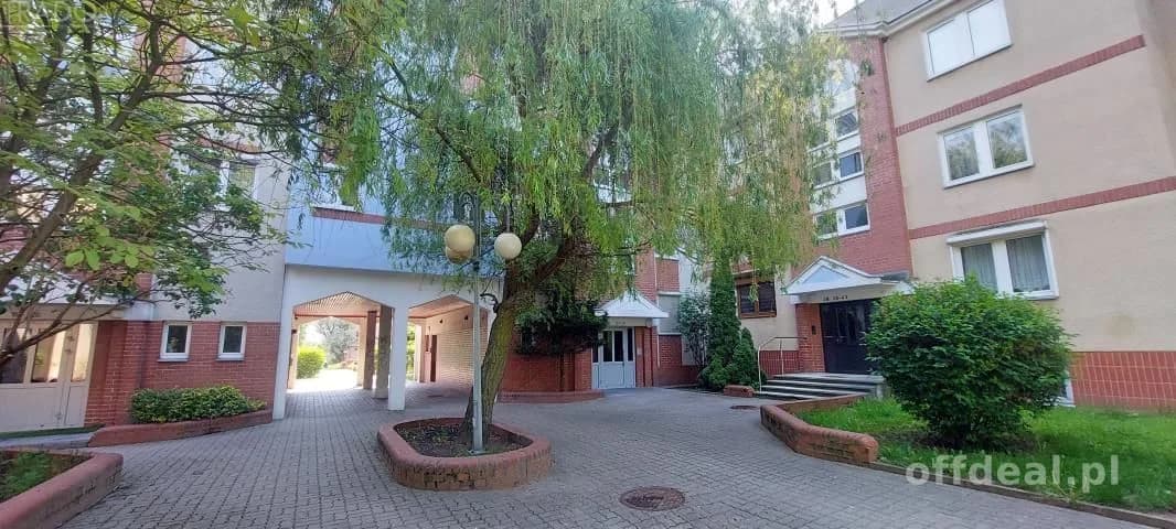 Mieszkanie 2 pokojowe Konin - Chorzeń, z balkonem