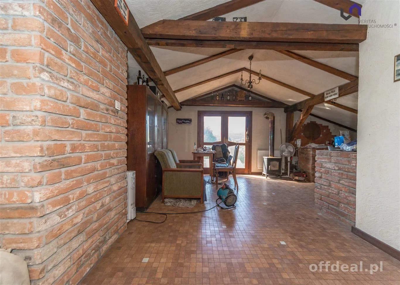 PONAD 2200 M2 POWIERZCHNI UŻYTKOWEJ MIESZKAŃ.