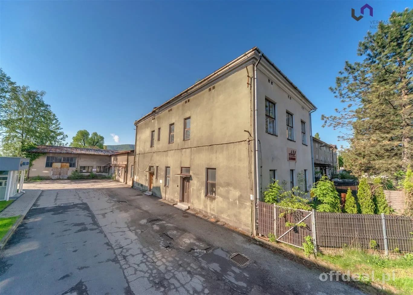 PONAD 2200 M2 POWIERZCHNI UŻYTKOWEJ MIESZKAŃ.