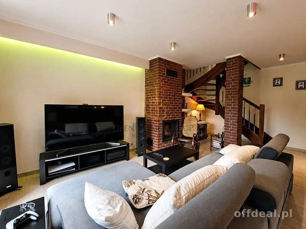 maison à vendre à Karwiany | 5 pièces | 157 m²
