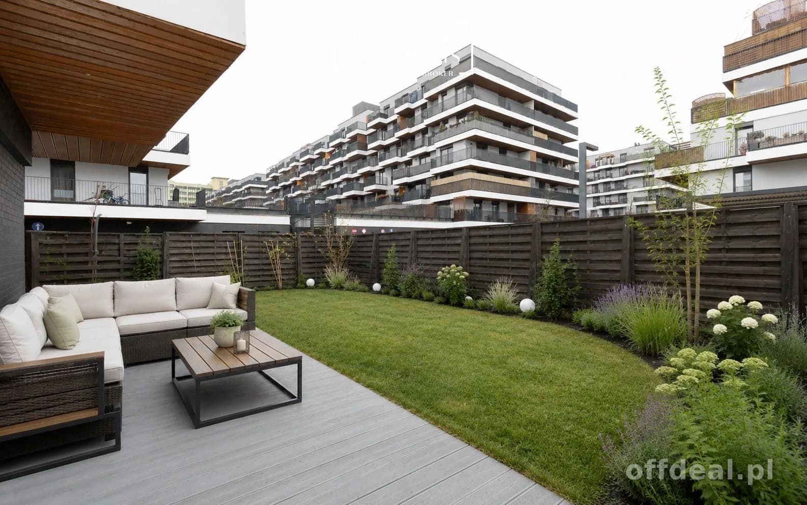 2-pokoje/ Garderoba/ Wys. 3,3m/ Ogród 100m2/ Garaż