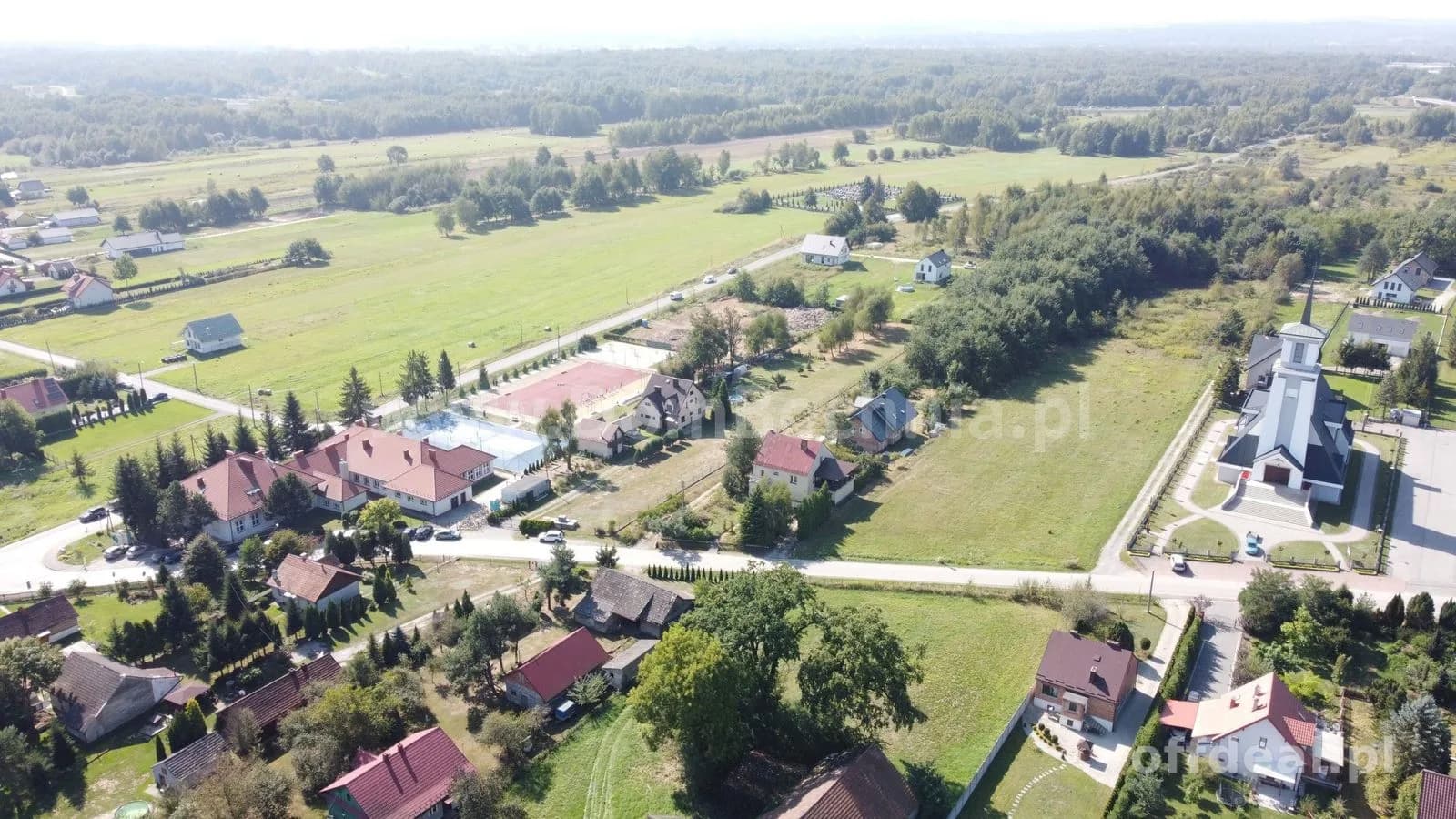 Borek gmina Rzezawa działka usługowa