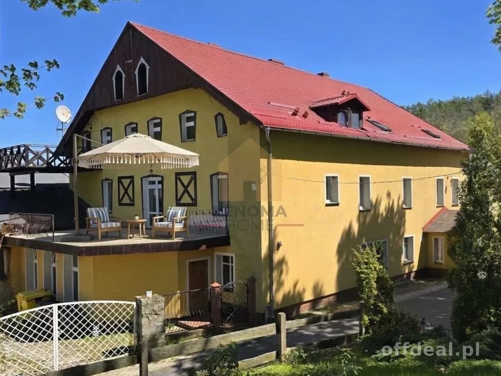 maison à vendre à Wałbrzych, Rusinowa | 15 pièces | 1 044 m²